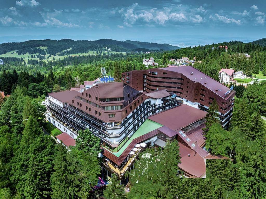 Apartament Alpin Resort Etaj 7 Poiana Brasov Bagian luar foto
