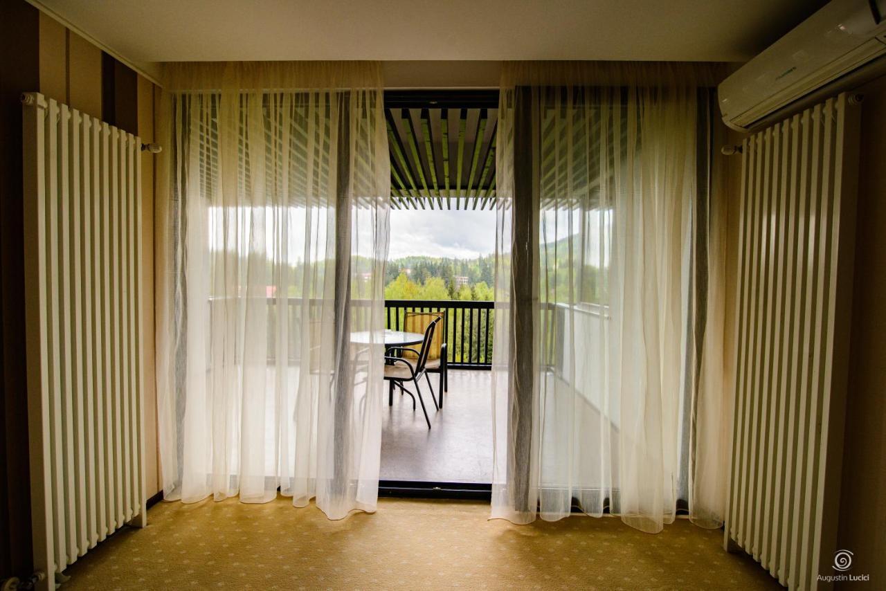 Apartament Alpin Resort Etaj 7 Poiana Brasov Bagian luar foto