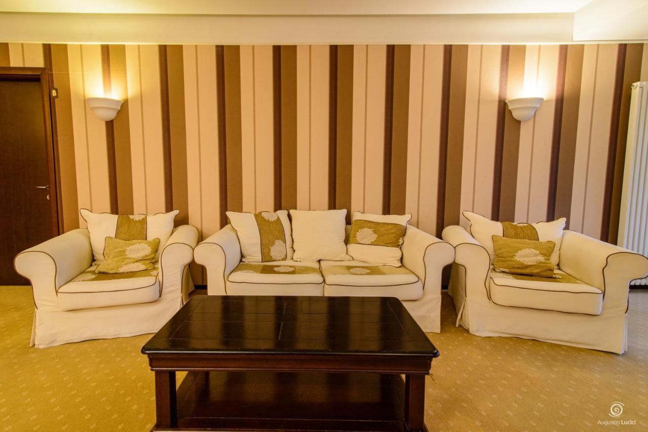 Apartament Alpin Resort Etaj 7 Poiana Brasov Bagian luar foto