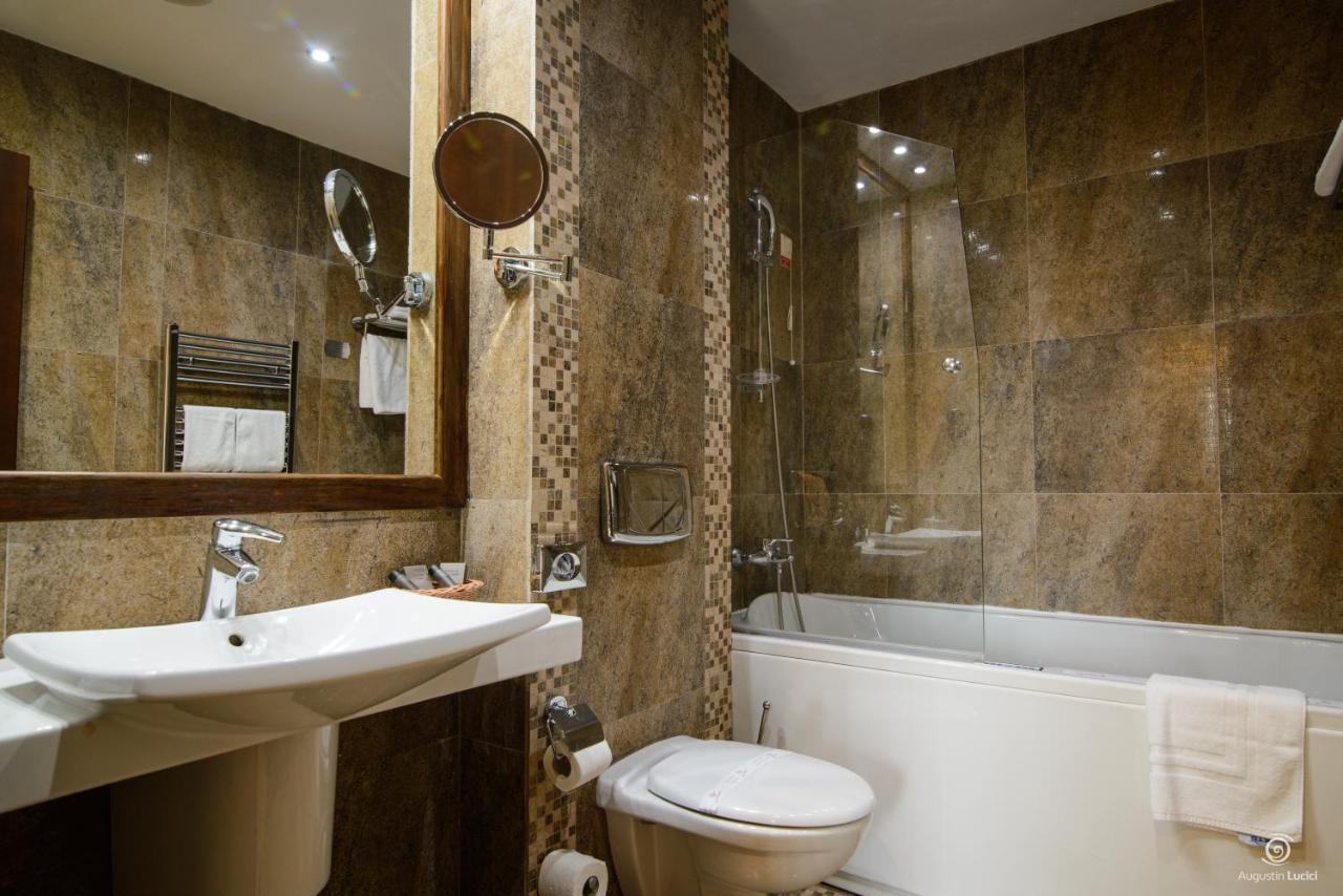 Apartament Alpin Resort Etaj 7 Poiana Brasov Bagian luar foto