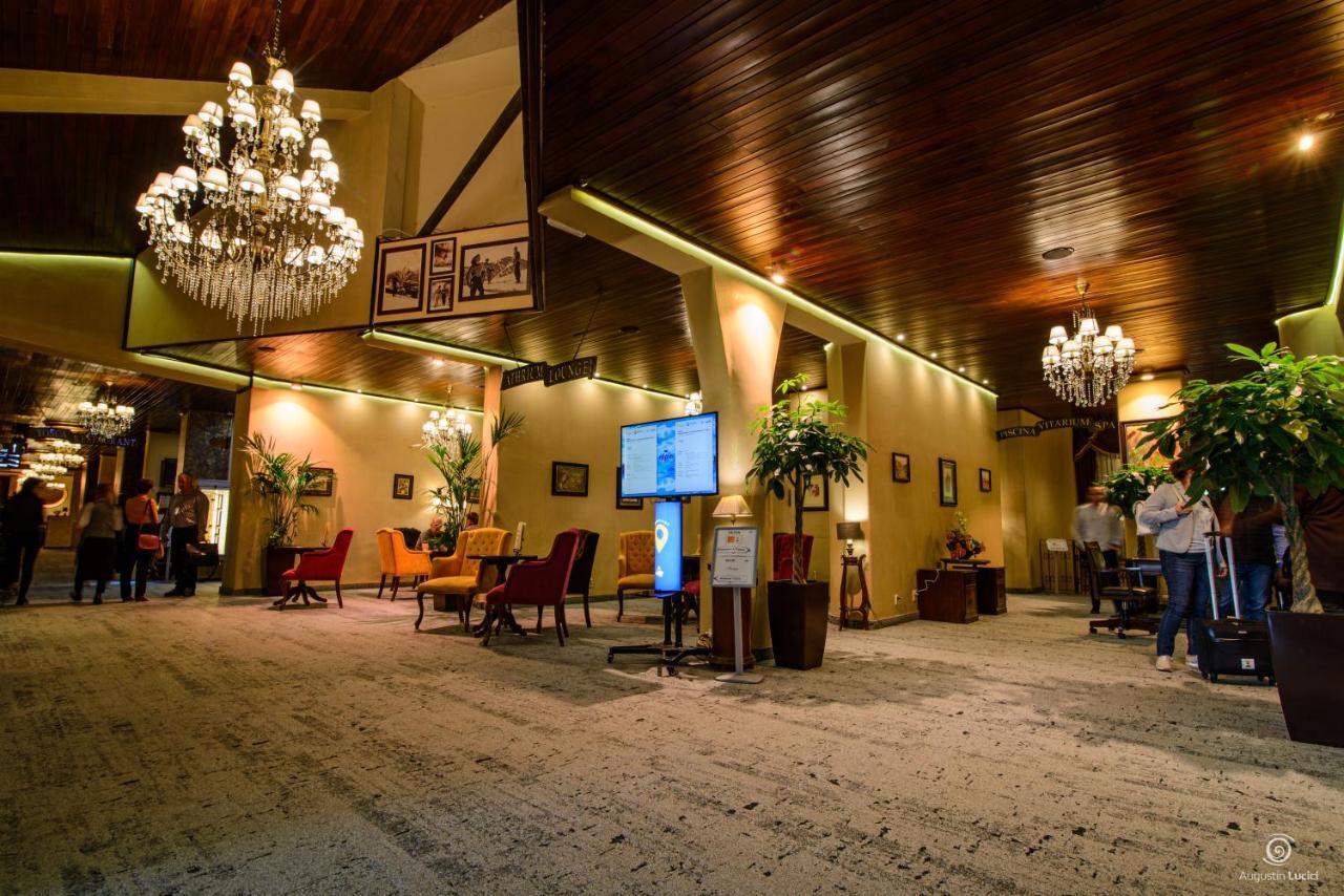 Apartament Alpin Resort Etaj 7 Poiana Brasov Bagian luar foto